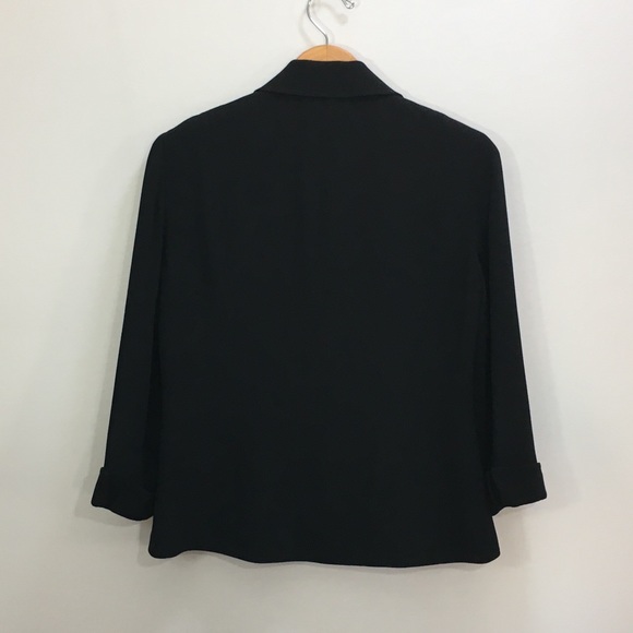 LAFAYETTE148 West Crepe Black Three Buttoned Lined Blazer - Picture 6 of 9